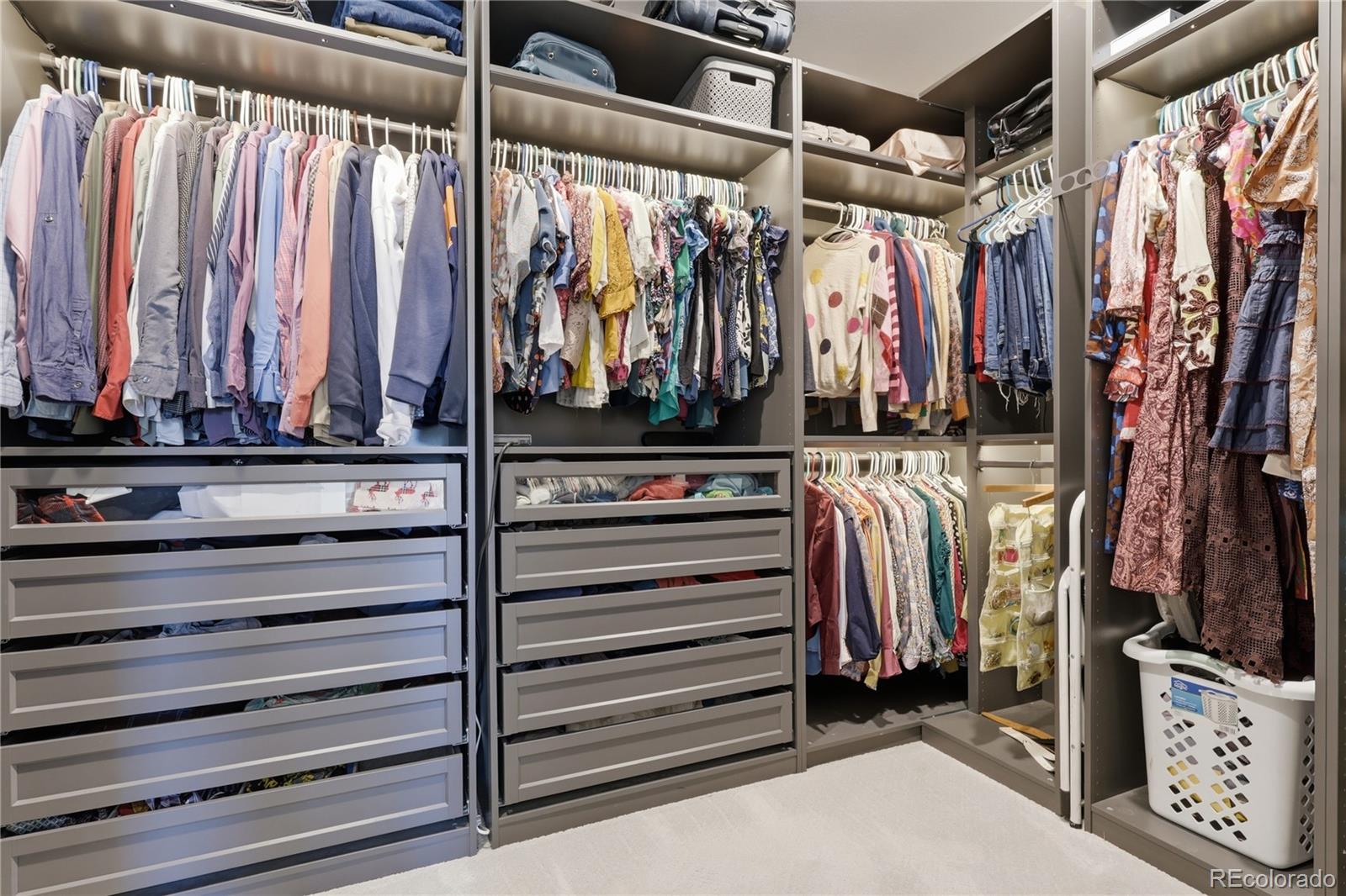 9625 Viewside Drive Lone Tree, CO 80124 - Photo 26 of 50