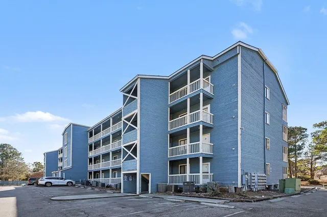 $134,900 | 4015 Fairway Drive, Unit 404A, Little River, SC 29566