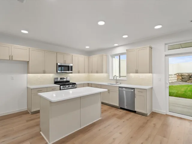 $579,990 | 18115 East Barclay Court, Unit 2/3 STONERIDGE ENCORE, Spokane Valley, WA 99016