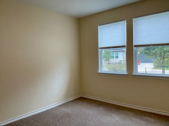 $2,300 | 1005 Gurley Cove, Hutto, TX 78634