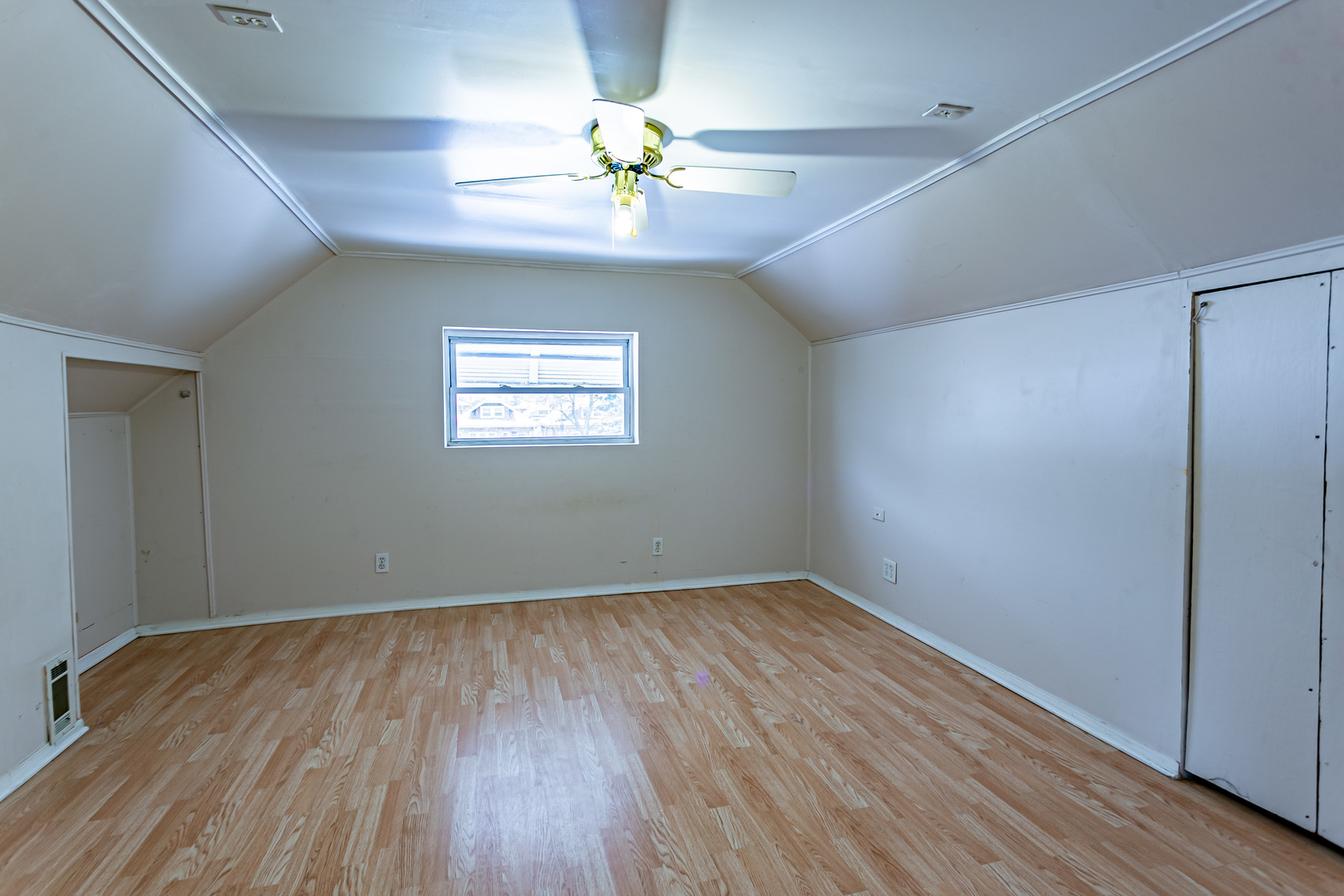 1413 Wisconsin Avenue Berwyn, IL 60402 - Photo 15 of 29