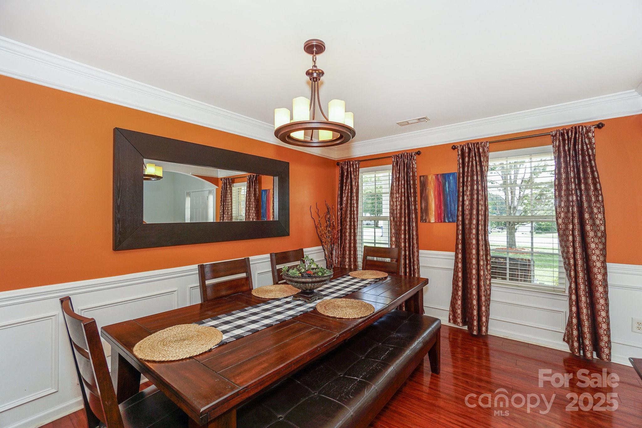 166 Glennallen Road Mooresville, NC 28115 - Photo 7 of 48 a living room with dining table