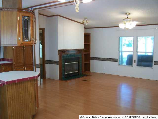 18768 McLin Road Livingston, LA 70754 - Photo 4 of 11 Gallery Image 4