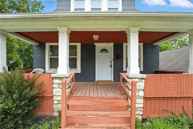 $155,000 | 2711 Kensington Avenue, Kansas City, MO 64128