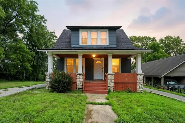 $155,000 | 2711 Kensington Avenue, Kansas City, MO 64128