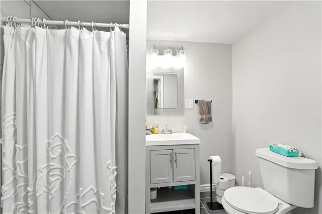 $155,000 | 2711 Kensington Avenue, Kansas City, MO 64128