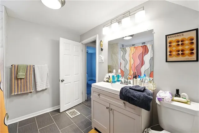 $155,000 | 2711 Kensington Avenue, Kansas City, MO 64128