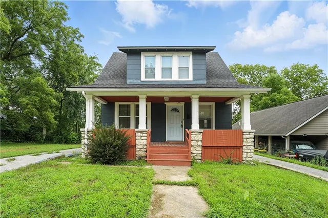 $155,000 | 2711 Kensington Avenue, Kansas City, MO 64128