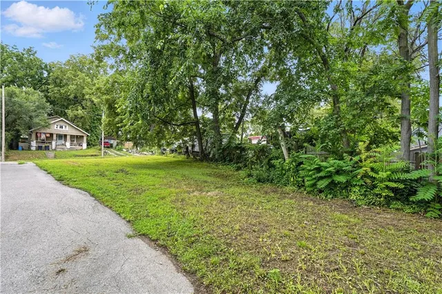 $155,000 | 2711 Kensington Avenue, Kansas City, MO 64128