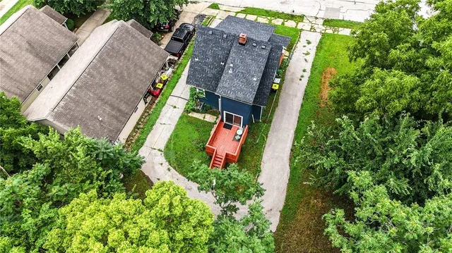 $155,000 | 2711 Kensington Avenue, Kansas City, MO 64128