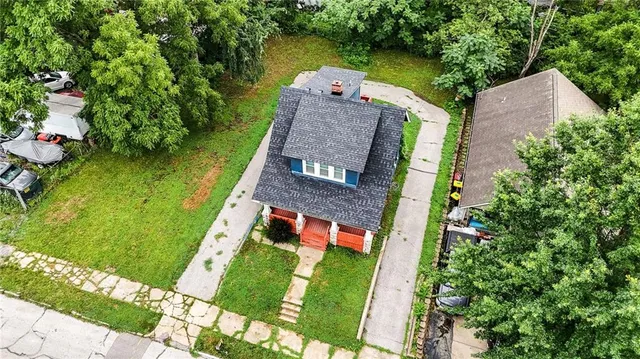 $155,000 | 2711 Kensington Avenue, Kansas City, MO 64128