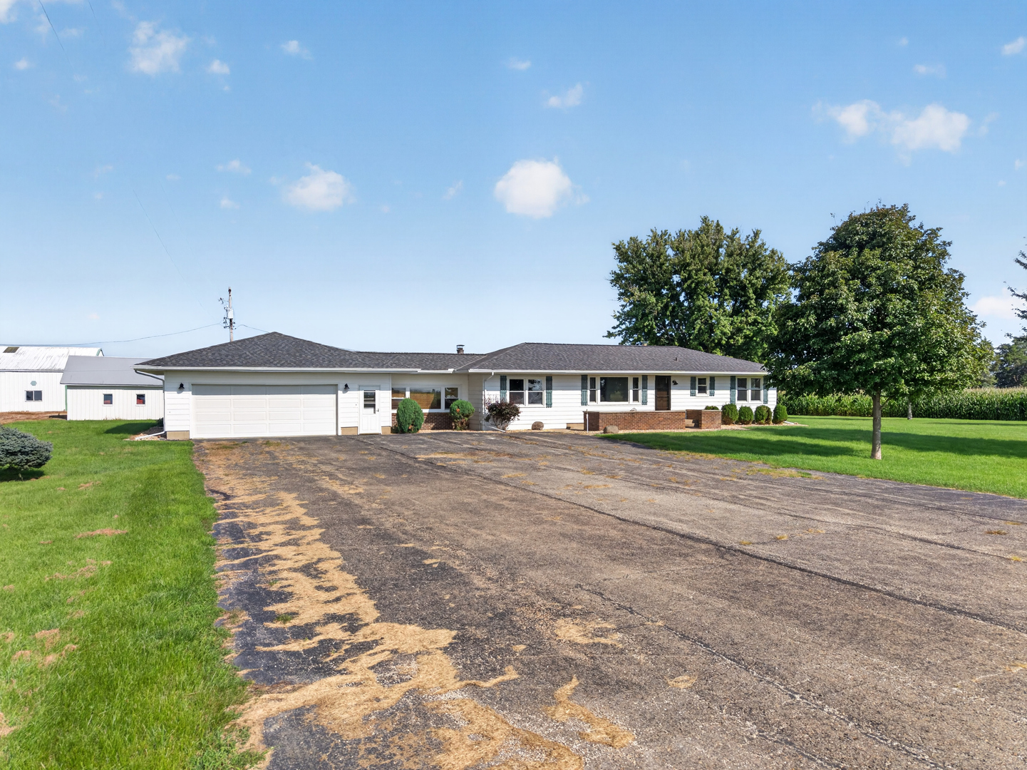 3560 East 14th Road Ottawa, IL 61350 - Photo 4 of 27 Gallery Image 4