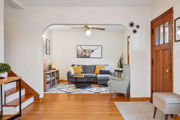 $2,500 | 1705 Ivy Avenue East, St. Paul, MN 55106