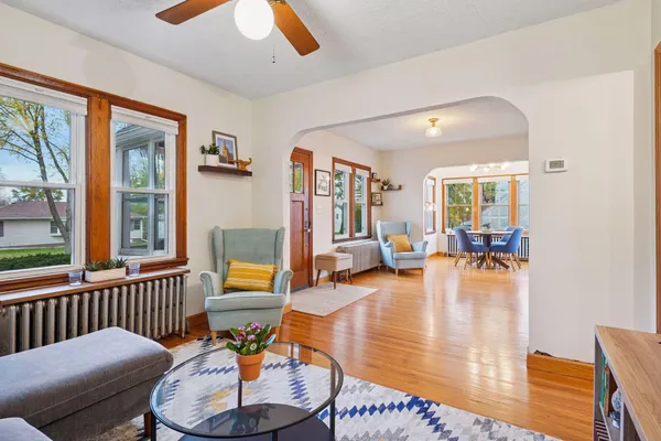 $2,500 | 1705 Ivy Avenue East, St. Paul, MN 55106