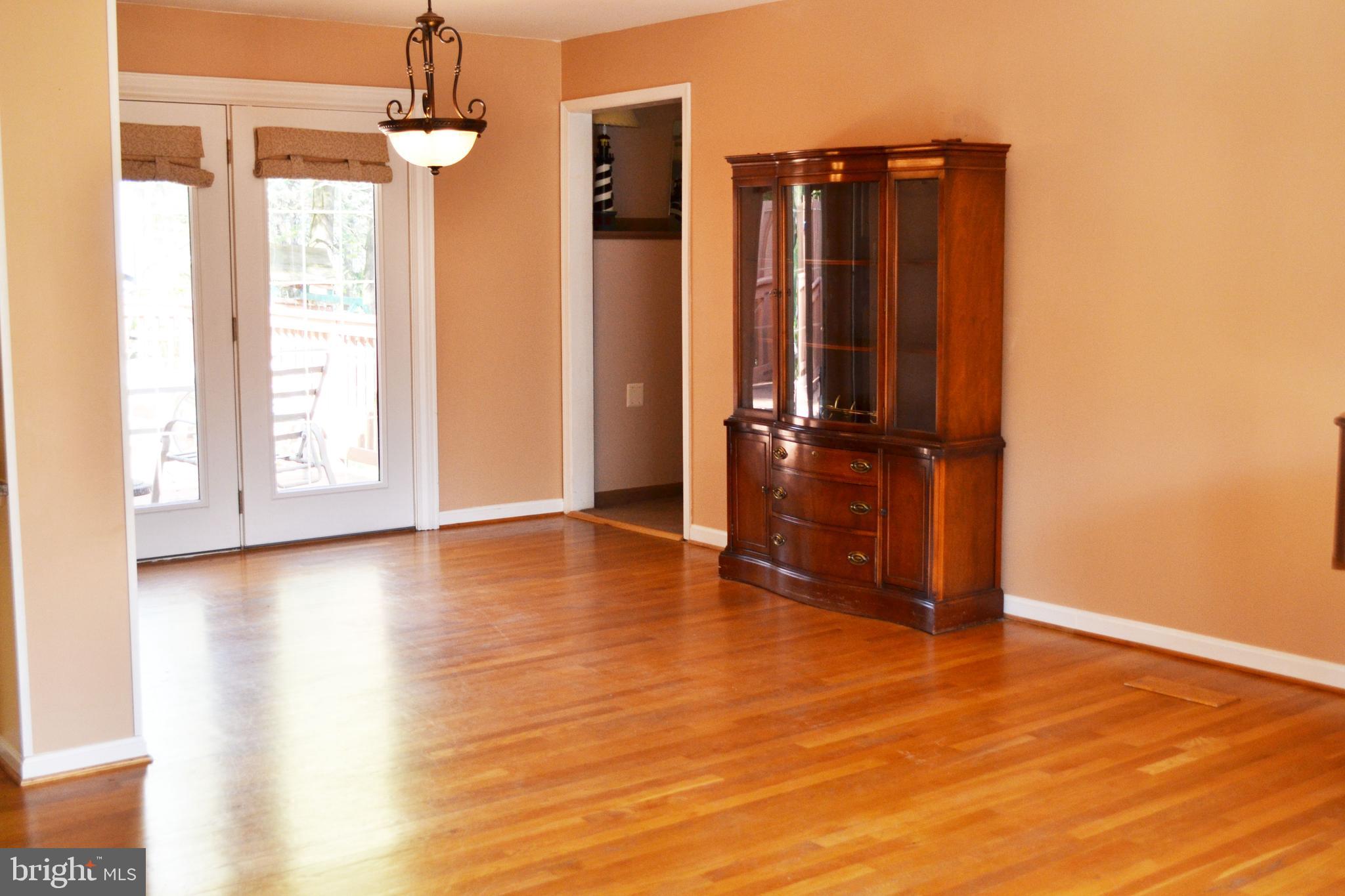 9825 Moyer Road Damascus, MD 20872 - Photo 8 of 33 Gallery Image 8