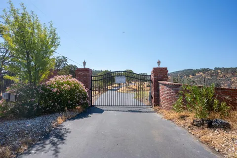 $775,000 | 1320 Headlands Drive, Napa, CA 94558