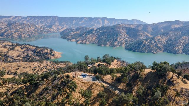 $775,000 | 1320 Headlands Drive, Napa, CA 94558