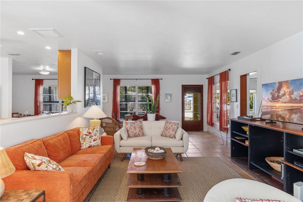 320 Gasparilla Street Boca Grande, FL 33921 - Photo 5 of 23