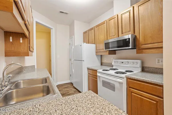 $245,000 | 1721 Tiffany Bay Court, Unit 204, Raleigh, NC 27609