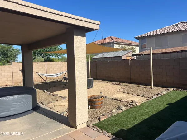 a outdoor view of a house