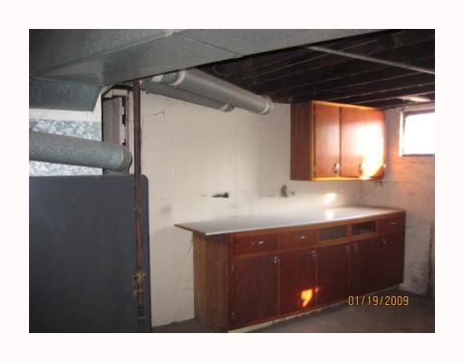 1427 East High Street Springfield, OH 45505 - Photo 6 of 8