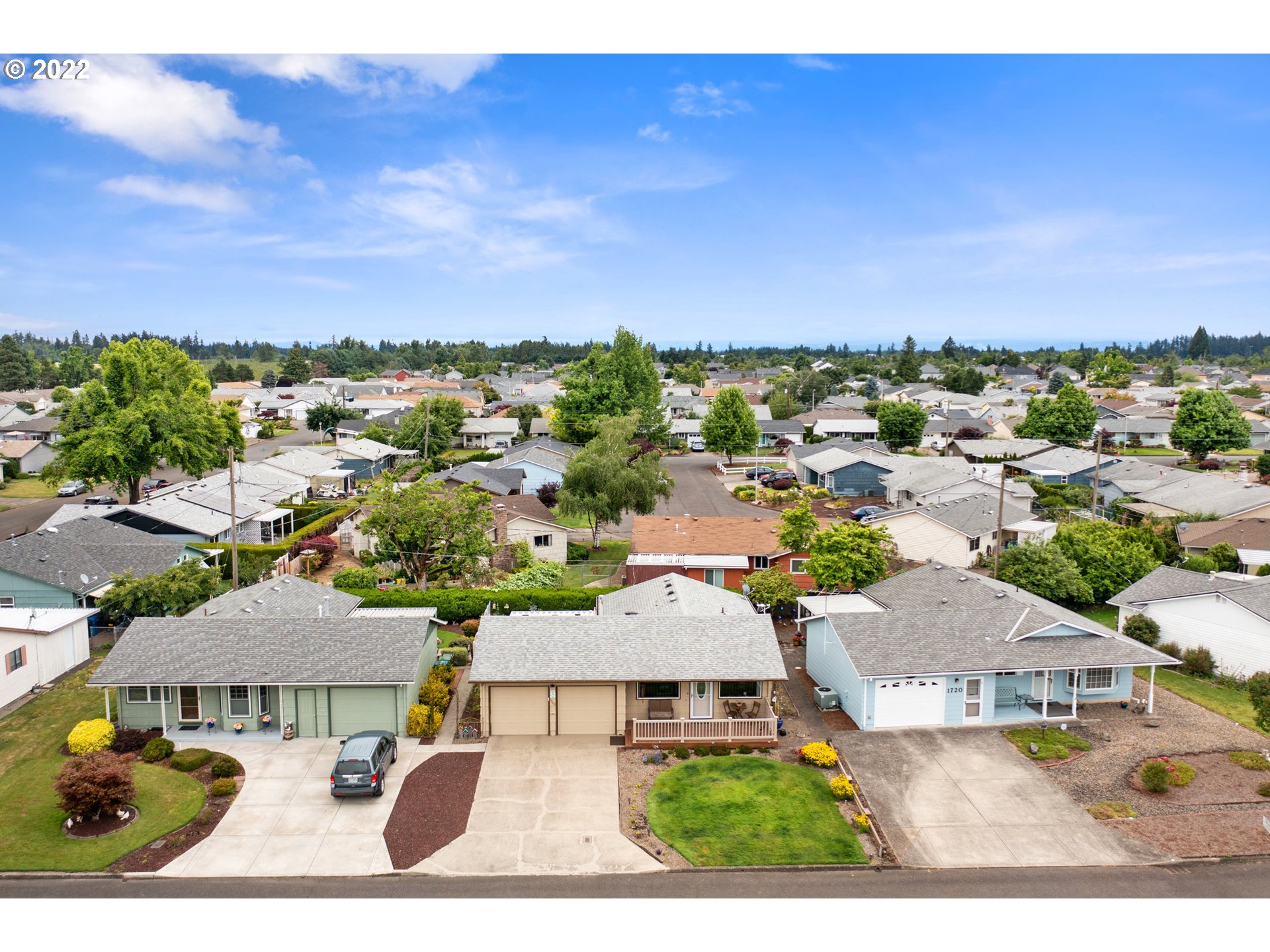 1740 Jansen Way Woodburn, OR 97071 - Photo 25 of 30 an aerial view of residential houses with outdoor space