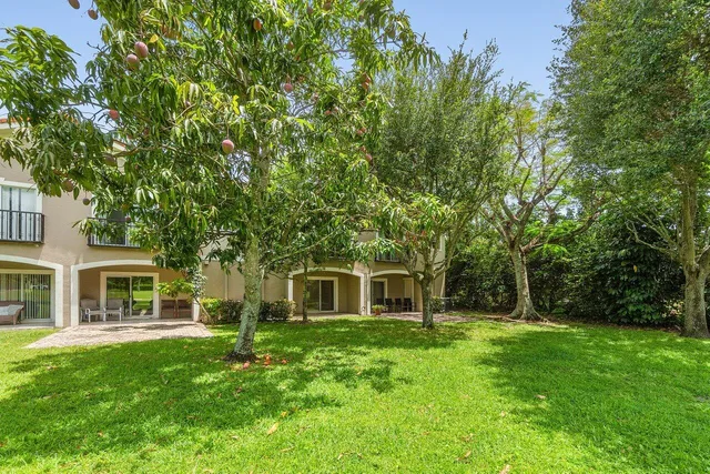 $320,000 | 12744 Westhampton Circle, Wellington, FL 33414