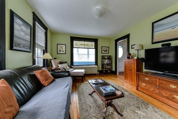 641 Edgell Road Framingham, MA 01701 - Photo 8 of 30