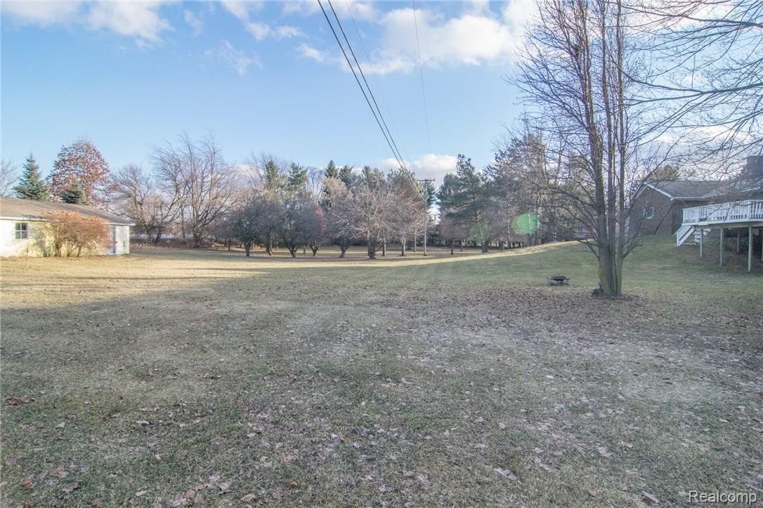 4062 Cemetery Road Fowlerville, MI 48836 - Photo 63 of 65 DSC_0085.jpg