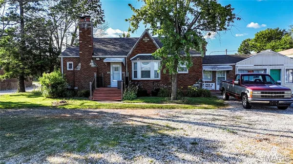 $620,000 | 2801 High Ridge Boulevard, High Ridge, MO 63049