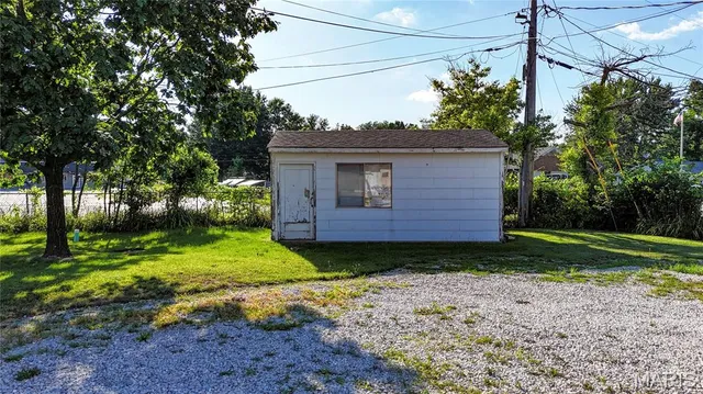 $640,000 | 2801 High Ridge Boulevard, High Ridge, MO 63049