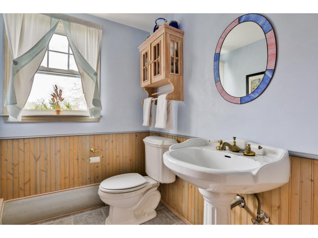 39 Pine Hill Road Hollis, NH 03049 - Photo 11 of 27