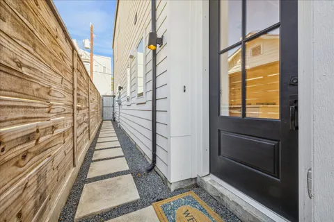 $625,000 | 805 Fisher Street, Unit A, Houston, TX 77018