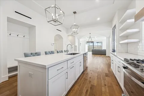 $625,000 | 805 Fisher Street, Unit A, Houston, TX 77018