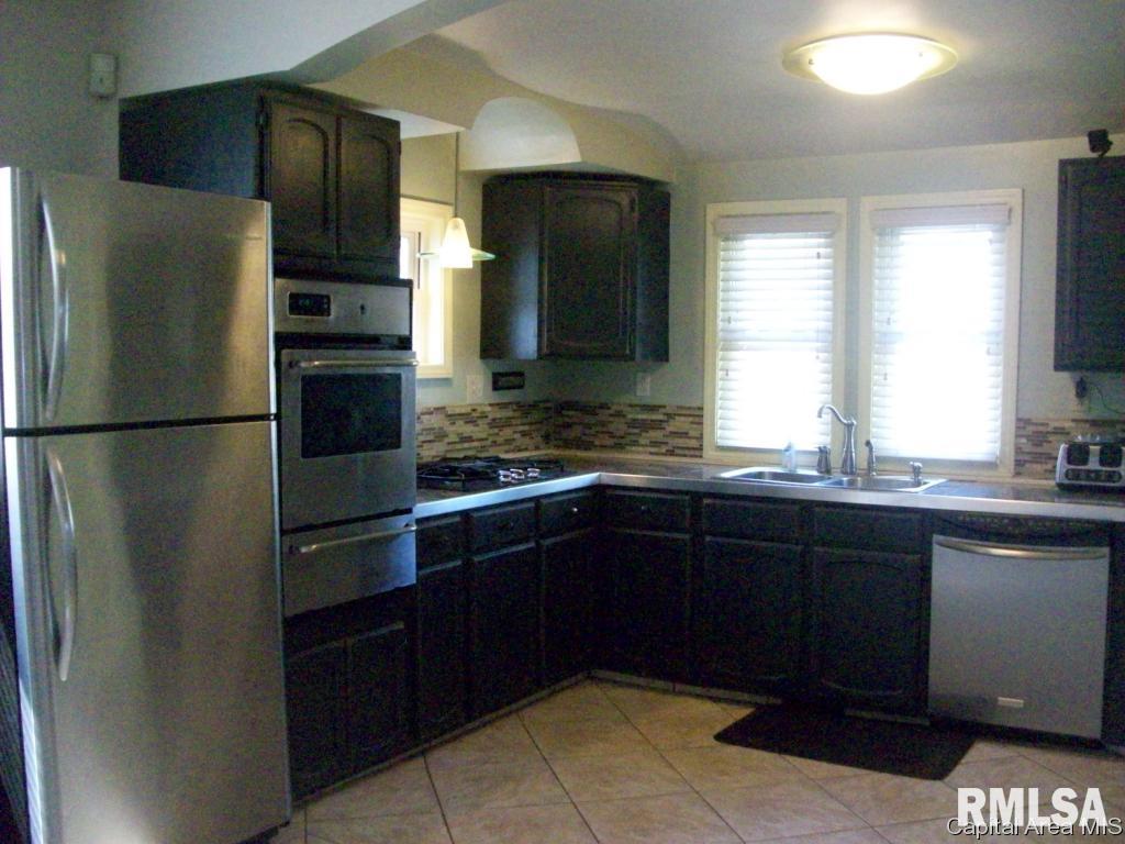 1917 South 2nd Street Springfield, IL 62704 - Photo 6 of 12 Gallery Image 6