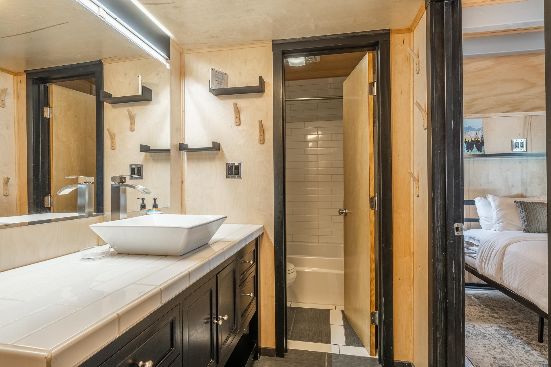 11000 Minaret Road, Unit 18 Mammoth Lakes, CA 93546 - Photo 23 of 45 Gallery Image 23