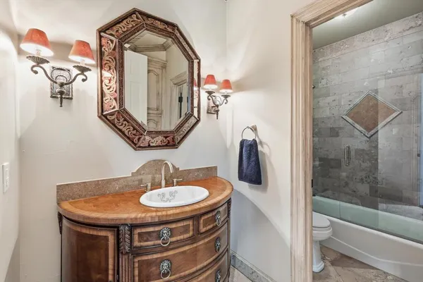 $1,300,000 | 5110 Old Oak Lane, Colleyville, TX 76034