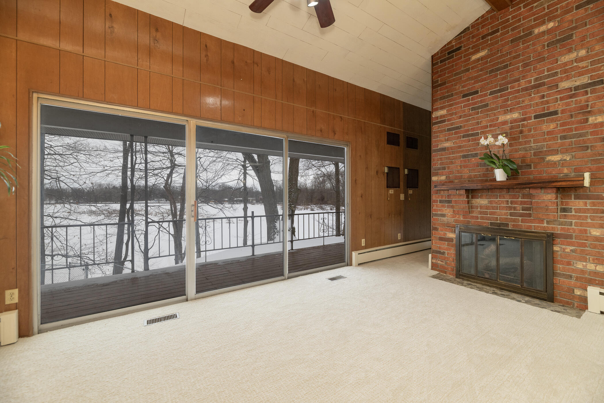1017 Azaleamum Drive Three Rivers, MI 49093 - Photo 19 of 66 1017 Azaleamum Dr-15