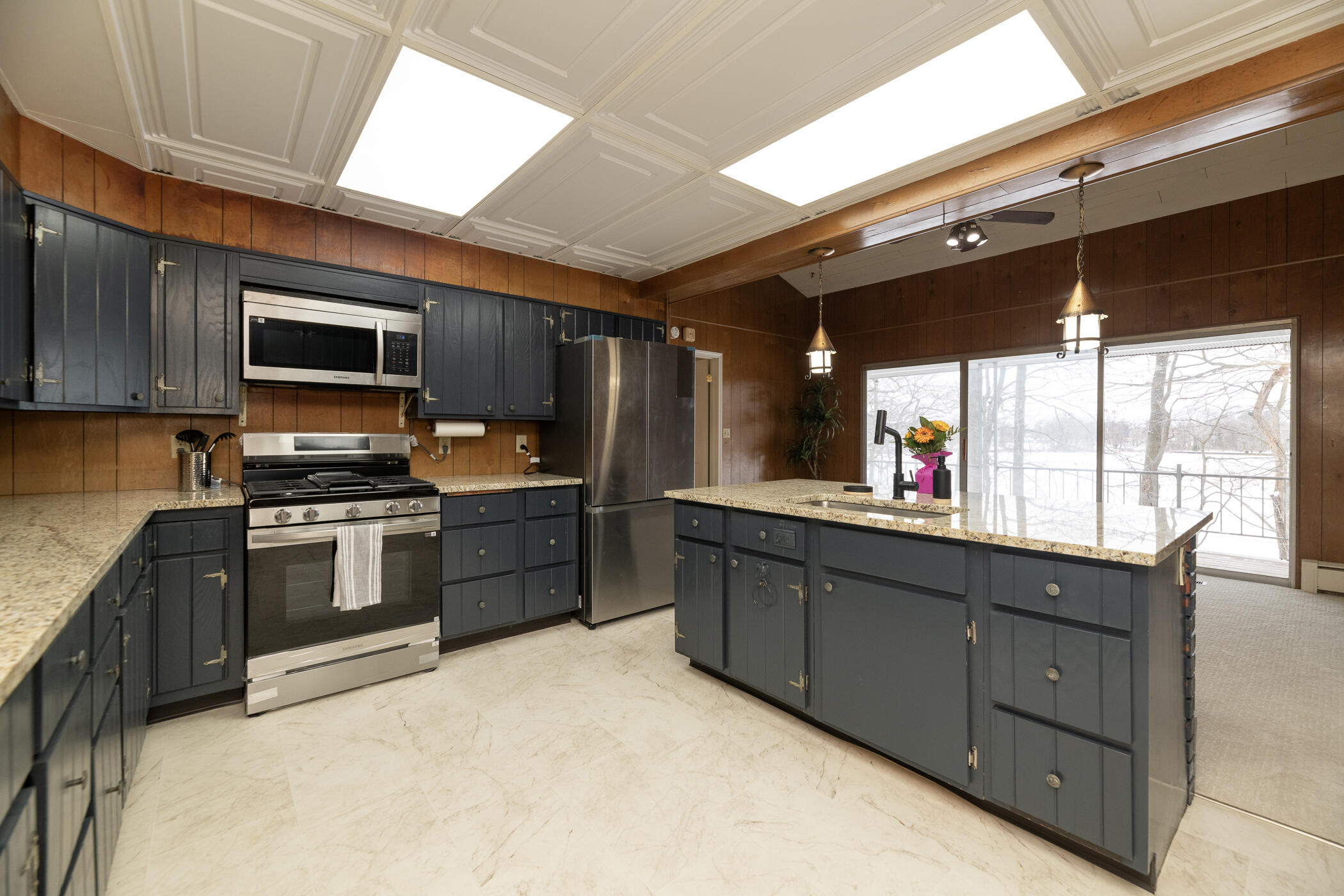 1017 Azaleamum Drive Three Rivers, MI 49093 - Photo 23 of 75 1017 Azaleamum Dr-16