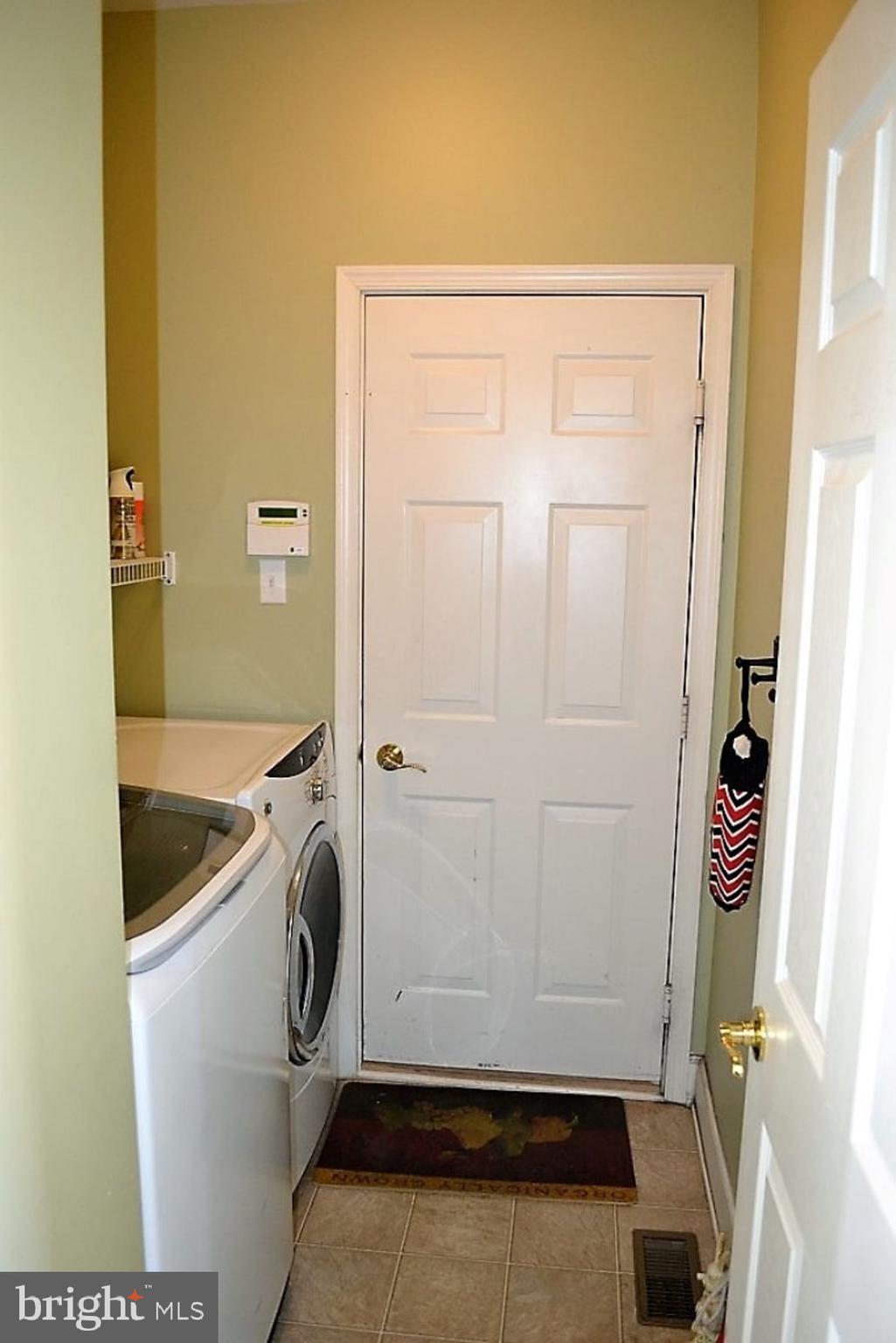 98 Vista Loop Hanover, PA 17331 - Photo 14 of 34 Gallery Image 14