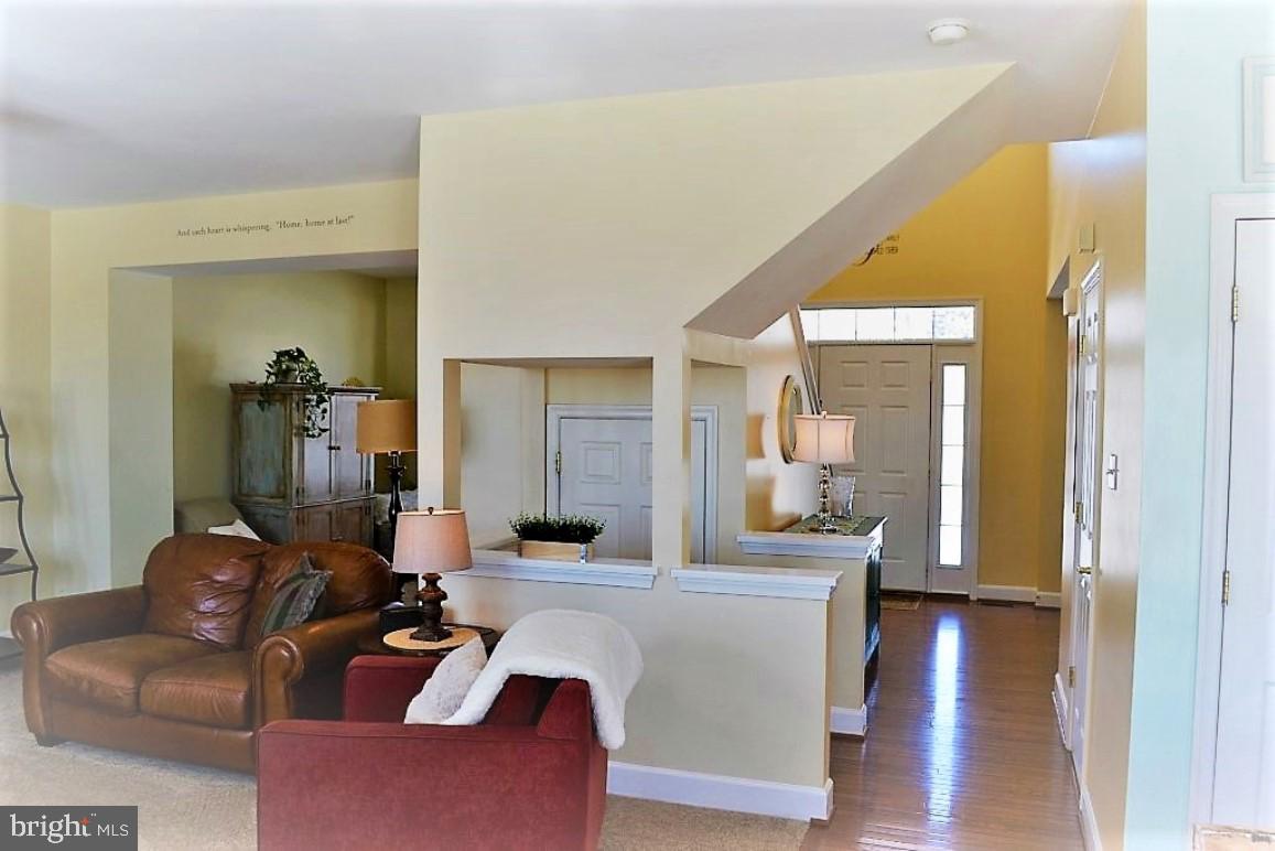 98 Vista Loop Hanover, PA 17331 - Photo 5 of 34 Gallery Image 5