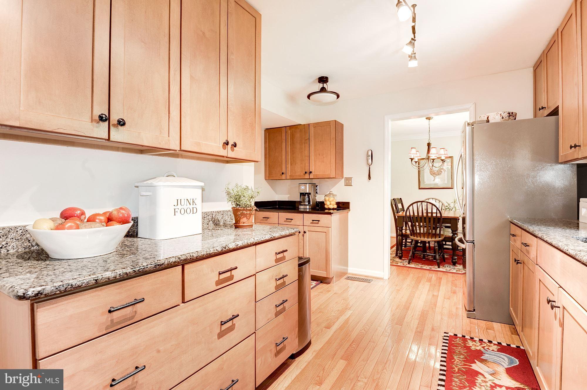 2306 Archdale Road Reston, VA 20191 - Photo 6 of 30 Kitchen