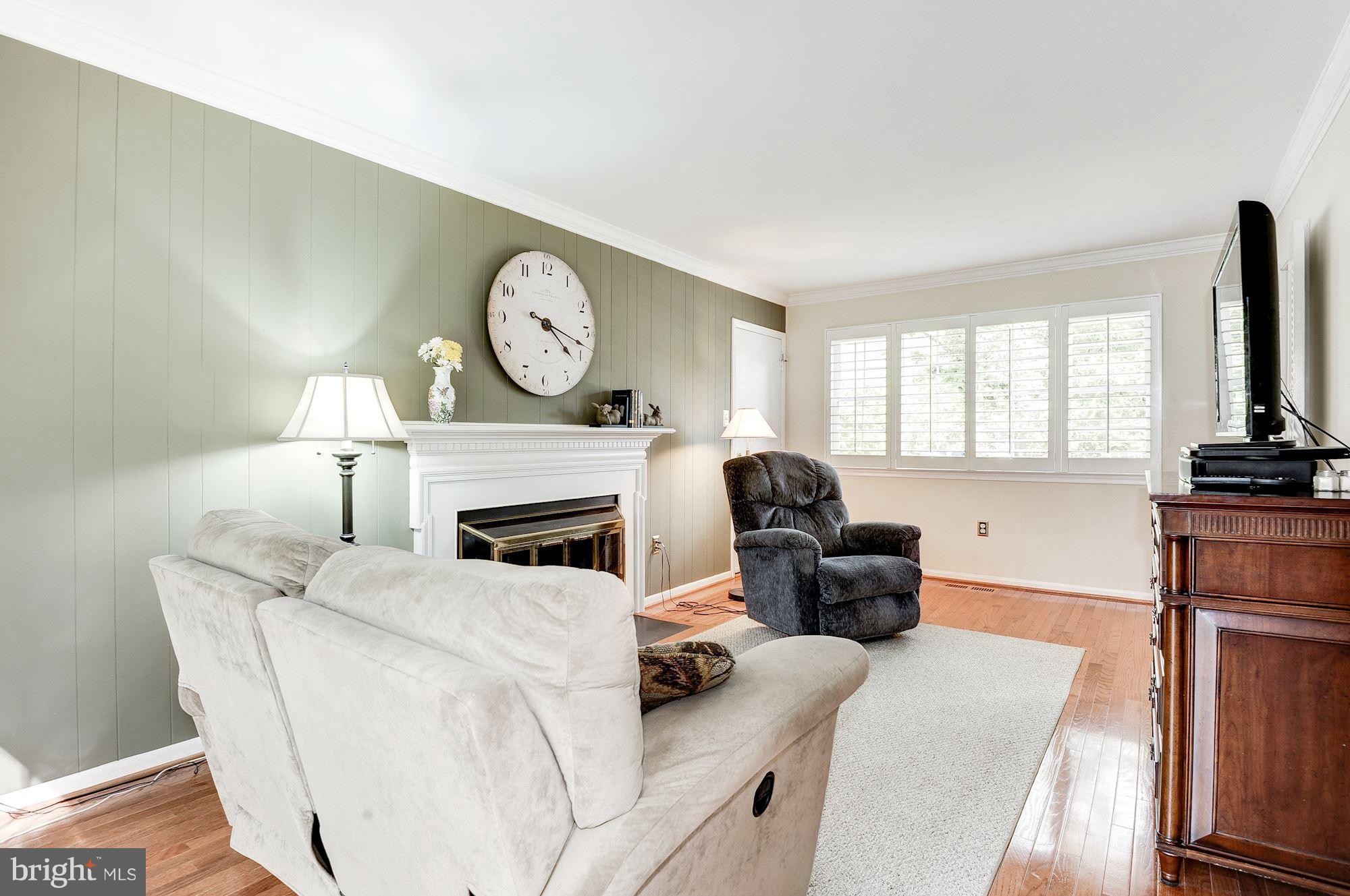 2306 Archdale Road Reston, VA 20191 - Photo 10 of 30 Family Room
