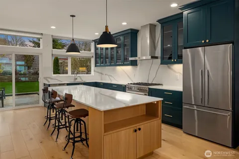 $2,500,000 | 2521 Northwest 92nd Street, Seattle, WA 98117