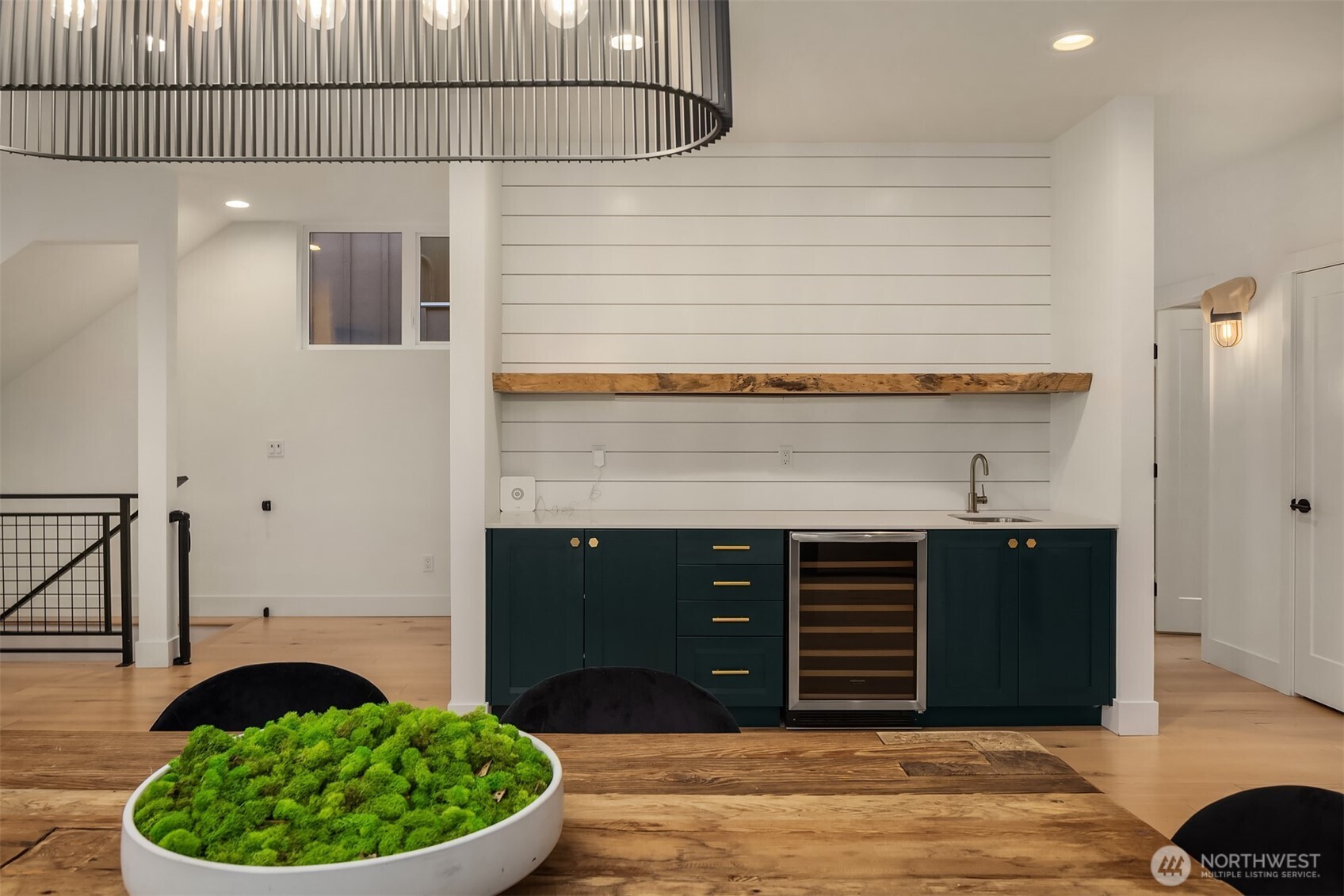 2521 Northwest 92nd Street Seattle, WA 98117 - Photo 15 of 40