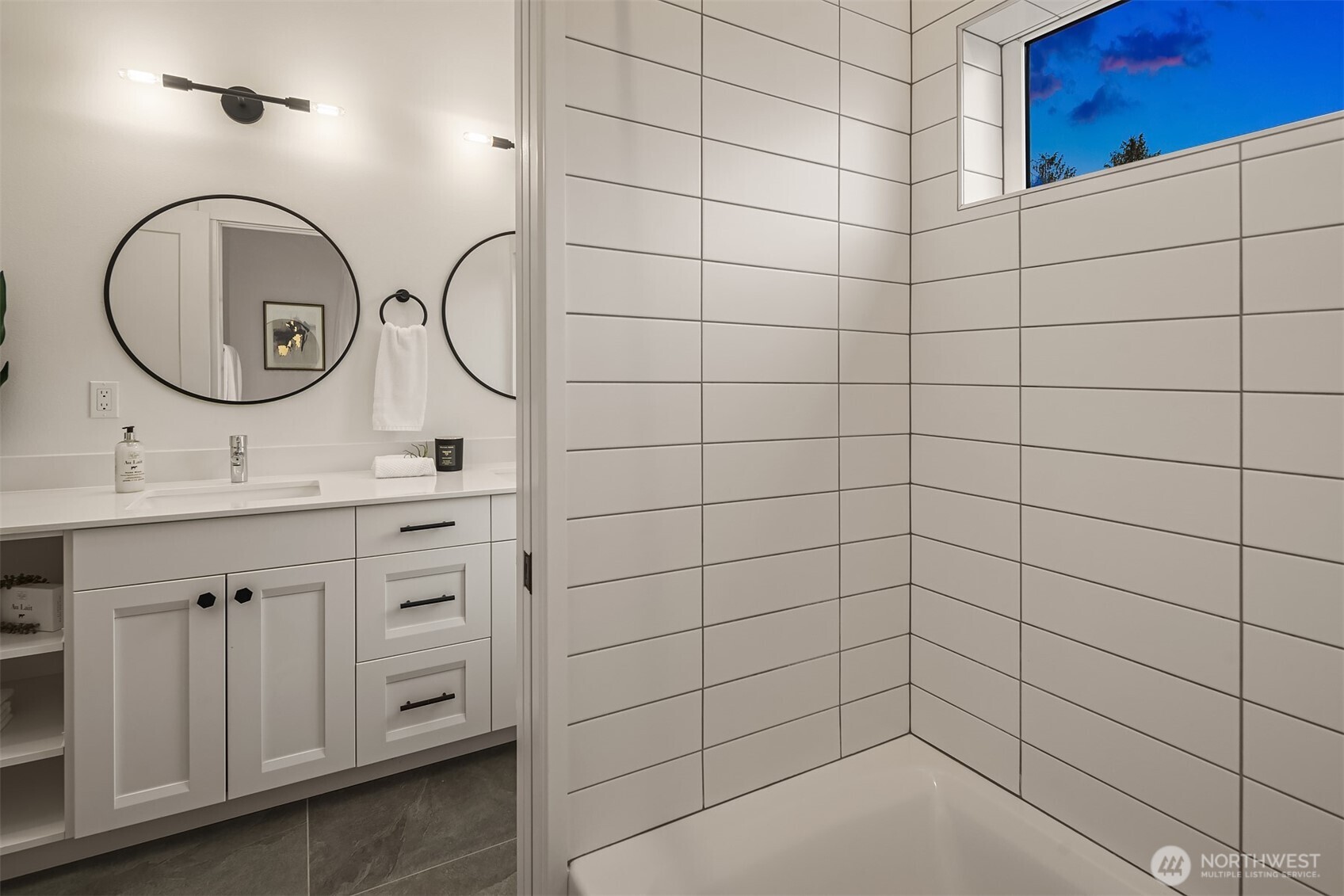 2521 Northwest 92nd Street Seattle, WA 98117 - Photo 32 of 40