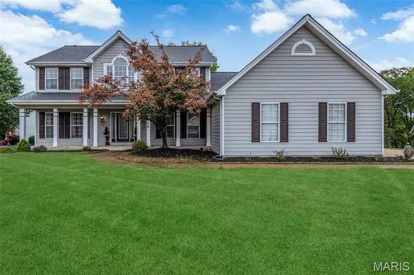 $589,900 | 16015 Canterbury Estates Drive, Ellisville, MO 63021
