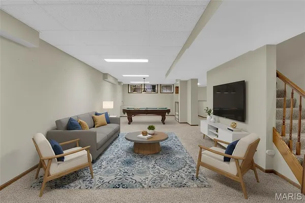 $589,900 | 16015 Canterbury Estates Drive, Ellisville, MO 63021