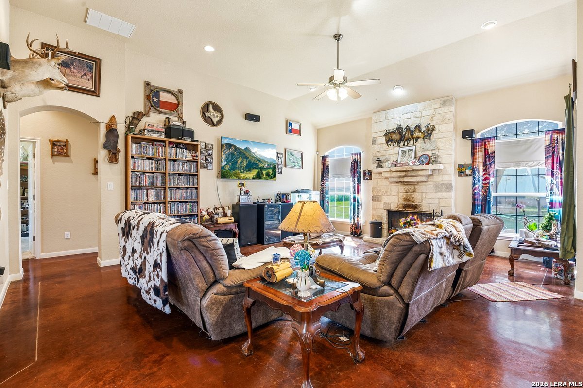 16306 Somerset Road, Unit 2 Von Ormy, TX 78073 - Photo 9 of 49
