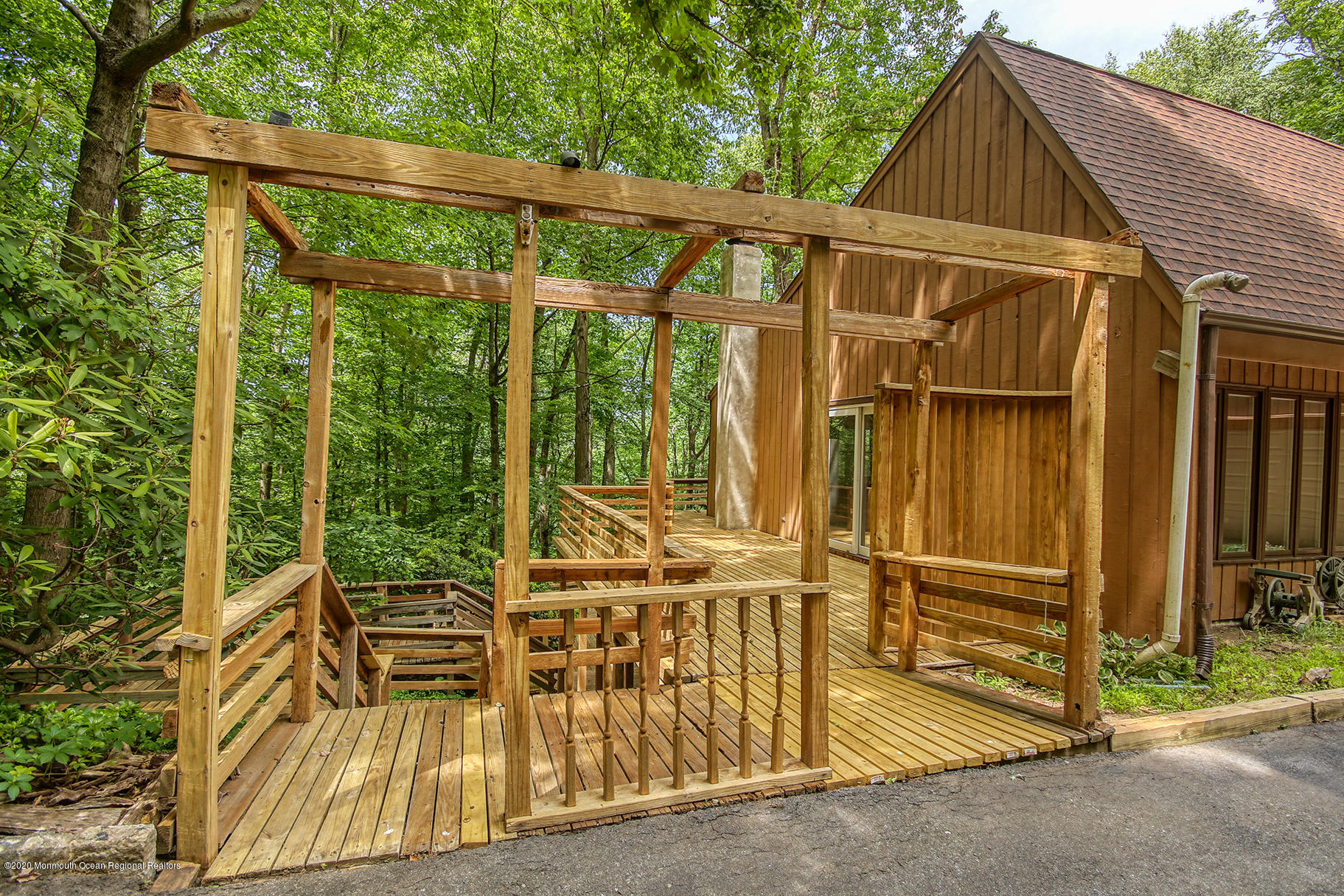 14 Delwood Road Chester, NJ 07930 - Photo 4 of 49 JUNI4279